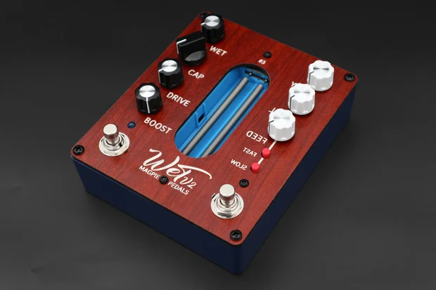 three-quarter side-on image of the Wet V.2 pedal